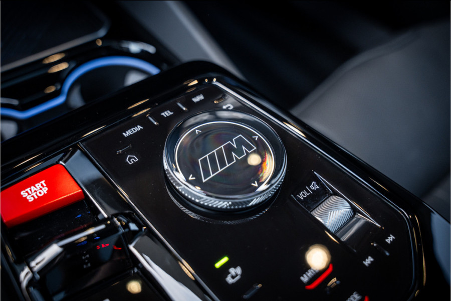 BMW M5 5-serie Touring - Origineel NL | M Drive Professional | Panorama | Carbonpakket | Keramisch | B&W