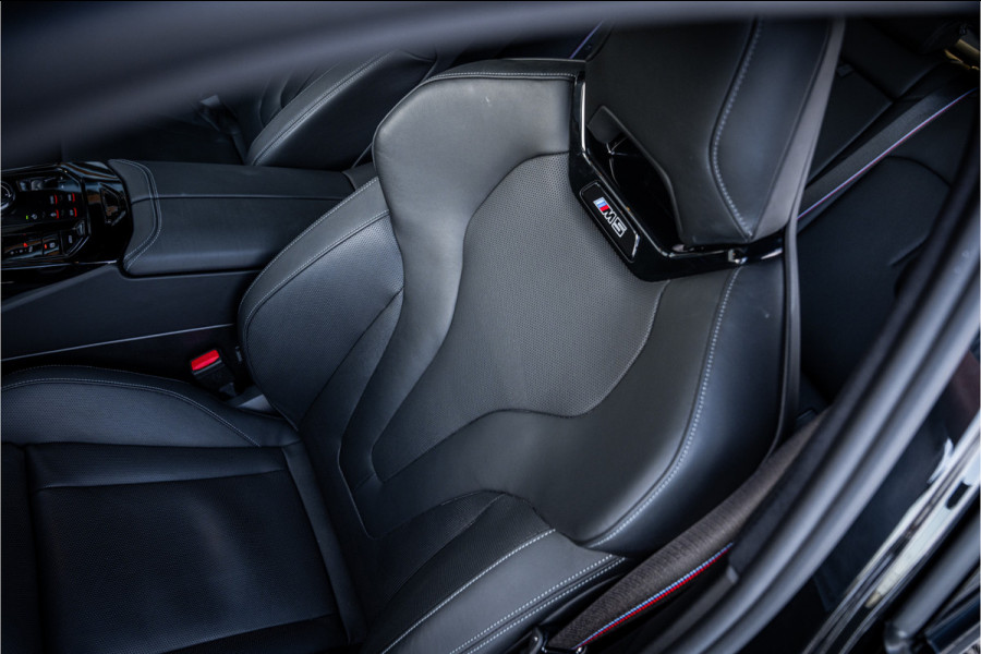 BMW M5 5-serie Touring - Origineel NL | M Drive Professional | Panorama | Carbonpakket | Keramisch | B&W