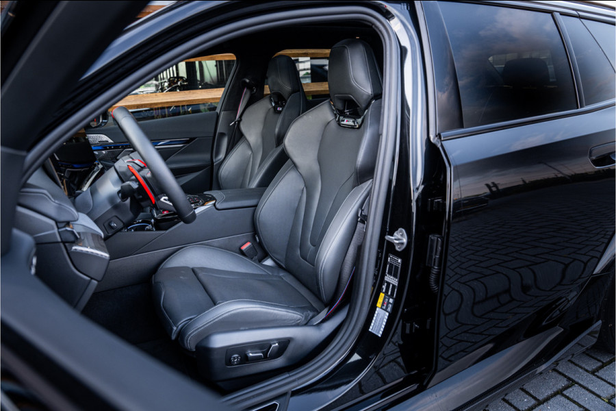 BMW M5 5-serie Touring - Origineel NL | M Drive Professional | Panorama | Carbonpakket | Keramisch | B&W