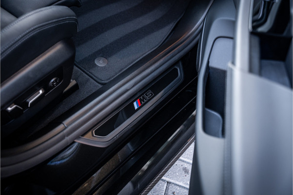 BMW M5 5-serie Touring - Origineel NL | M Drive Professional | Panorama | Carbonpakket | Keramisch | B&W