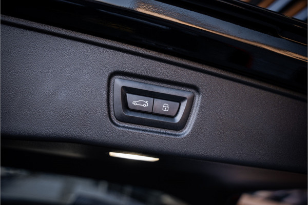 BMW M5 5-serie Touring - Origineel NL | M Drive Professional | Panorama | Carbonpakket | Keramisch | B&W