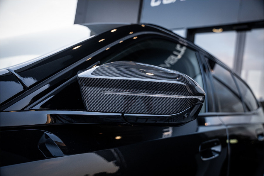 BMW M5 5-serie Touring - Origineel NL | M Drive Professional | Panorama | Carbonpakket | Keramisch | B&W