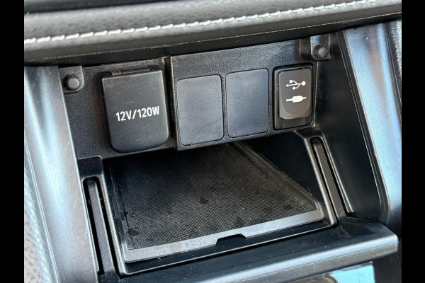 Toyota Auris 1.3 NAVI-CAMERA-TREKHAAK-CLIMA