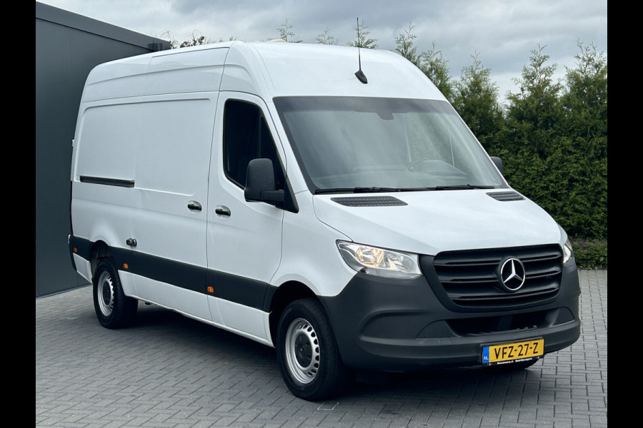Mercedes-Benz Sprinter 316 CDI 164 PK RWD 3.5T / L2H2 / 1e EIG. / 2.8 TONS TREKHAAK / INRICHTING / AIRCO / CRUISE / NAVI / BLUETOOTH / CAMERA
