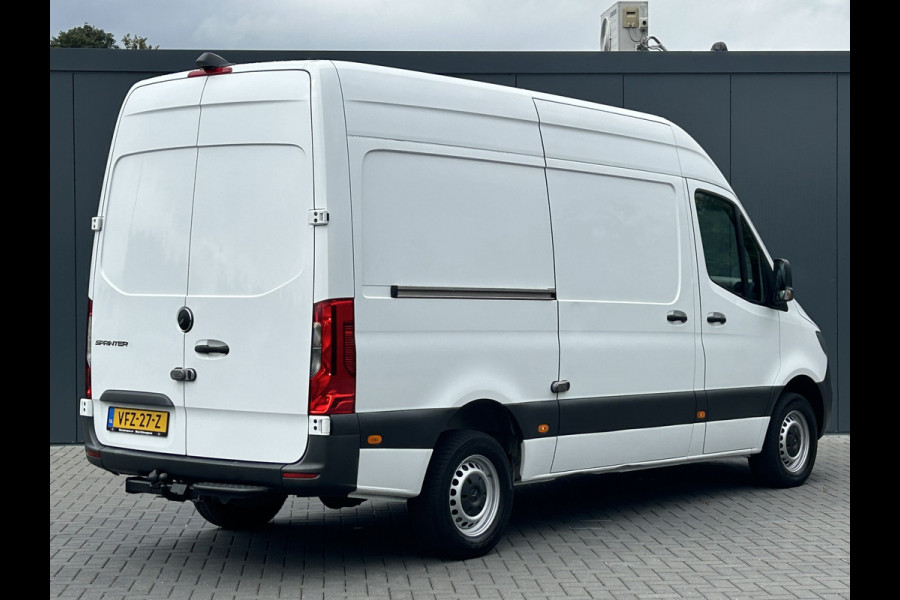 Mercedes-Benz Sprinter 316 CDI 164 PK RWD 3.5T / L2H2 / 1e EIG. / 2.8 TONS TREKHAAK / INRICHTING / AIRCO / CRUISE / NAVI / BLUETOOTH / CAMERA