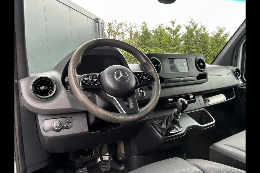 Mercedes-Benz Sprinter 316 CDI 164 PK RWD 3.5T / L2H2 / 1e EIG. / 2.8 TONS TREKHAAK / INRICHTING / AIRCO / CRUISE / NAVI / BLUETOOTH / CAMERA