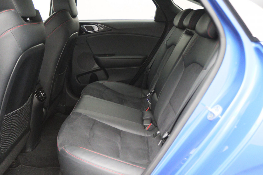 Kia ProCeed 1.6 T-GDI GT Automaat Camera, ACC, JBL Audio, Apple Carplay, Keyless, LED, 18"