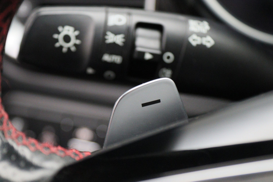 Kia ProCeed 1.6 T-GDI GT Automaat Camera, ACC, JBL Audio, Apple Carplay, Keyless, LED, 18"