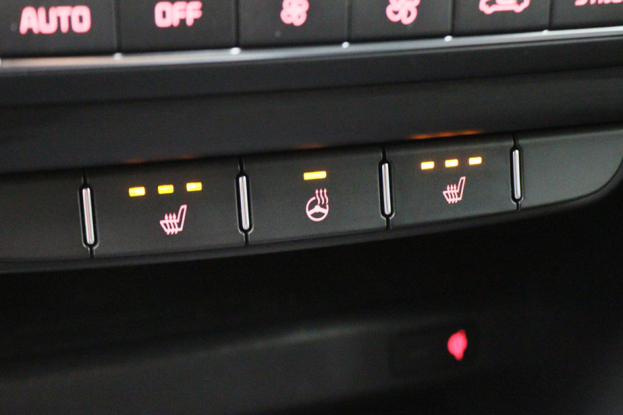 Kia ProCeed 1.6 T-GDI GT Automaat Camera, ACC, JBL Audio, Apple Carplay, Keyless, LED, 18"