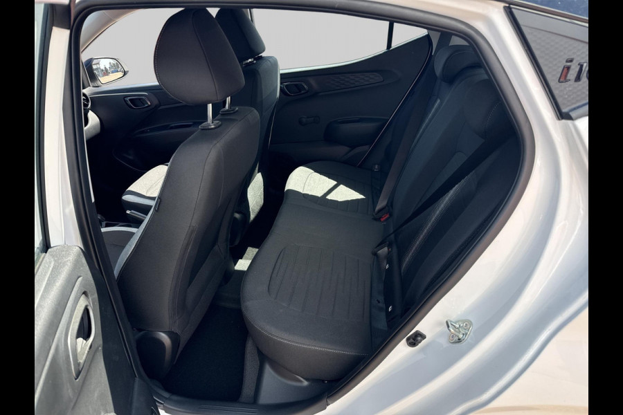 Hyundai i10 1.0 Comfort Smart | zwart dak