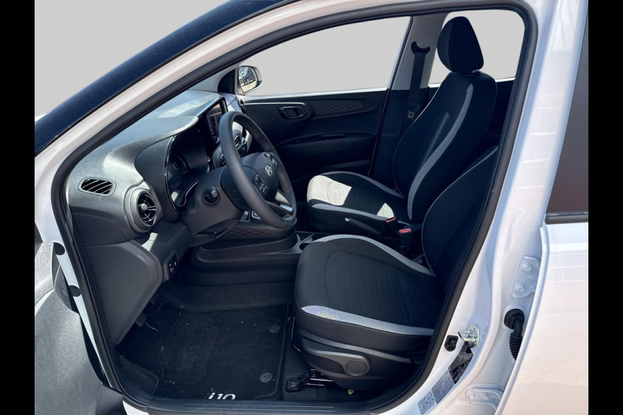 Hyundai i10 1.0 Comfort Smart | zwart dak