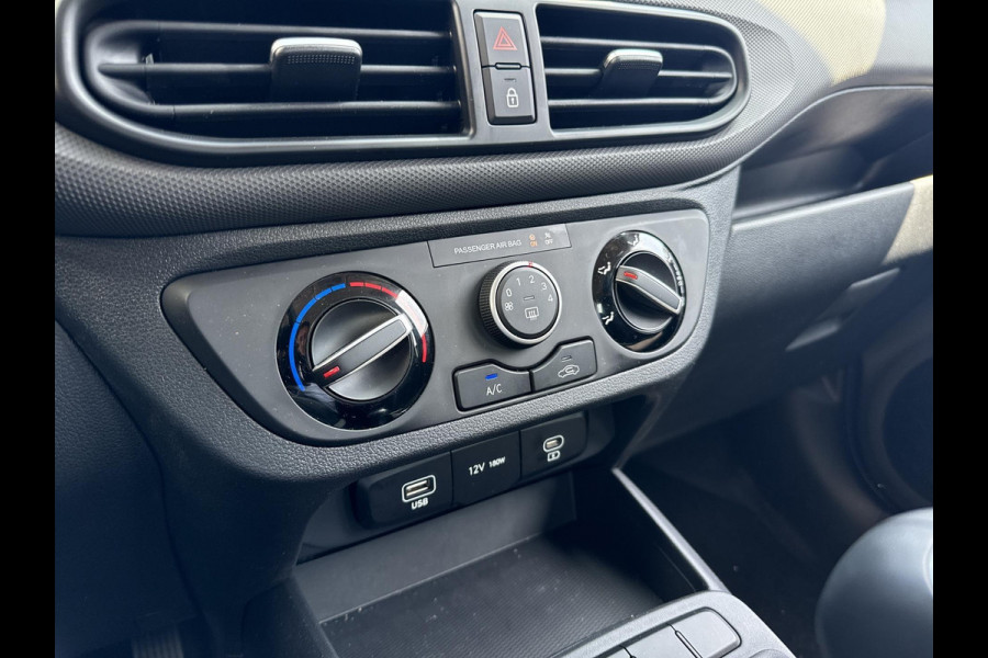 Hyundai i10 1.0 Comfort Smart | zwart dak