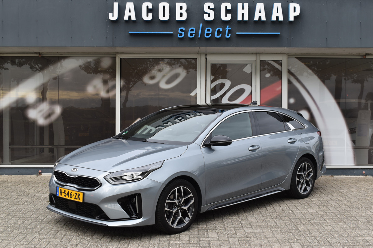 Kia ProCeed 1.4 T-GDI GT-Line / Navigatie / Adap. Cruise / 17" LM / Panoramadak / Keyless Kia ProCeed 1.4 T-GDI GT-Line / Navigatie / Adap. Cruise / 17" LM / Panoramadak / Keyless