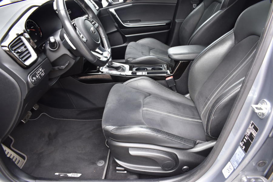 Kia ProCeed 1.4 T-GDI GT-Line / Navigatie / Adap. Cruise / 17" LM / Panoramadak / Keyless