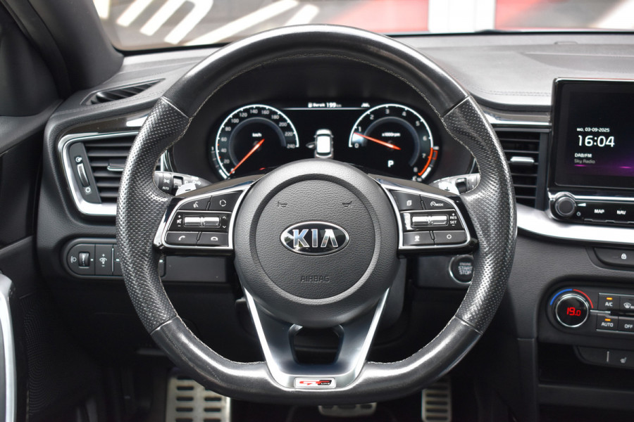 Kia ProCeed 1.4 T-GDI GT-Line / Navigatie / Adap. Cruise / 17" LM / Panoramadak / Keyless