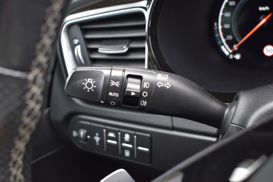 Kia ProCeed 1.4 T-GDI GT-Line / Navigatie / Adap. Cruise / 17" LM / Panoramadak / Keyless