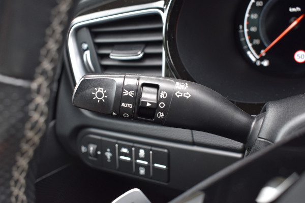 Kia ProCeed 1.4 T-GDI GT-Line / Navigatie / Adap. Cruise / 17" LM / Panoramadak / Keyless