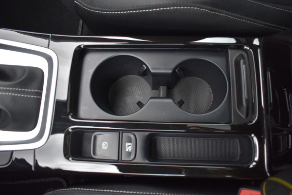 Kia ProCeed 1.4 T-GDI GT-Line / Navigatie / Adap. Cruise / 17" LM / Panoramadak / Keyless