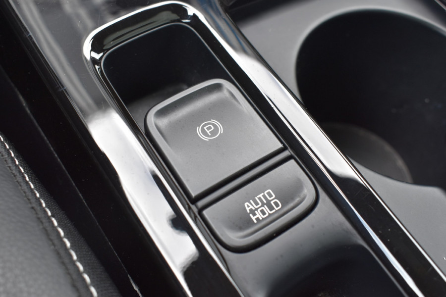 Kia ProCeed 1.4 T-GDI GT-Line / Navigatie / Adap. Cruise / 17" LM / Panoramadak / Keyless
