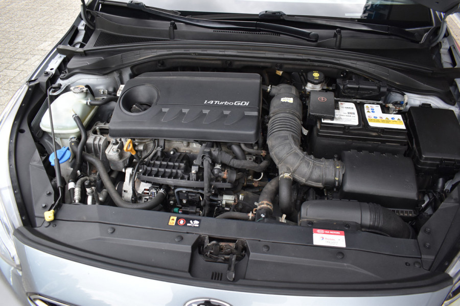 Kia ProCeed 1.4 T-GDI GT-Line / Navigatie / Adap. Cruise / 17" LM / Panoramadak / Keyless