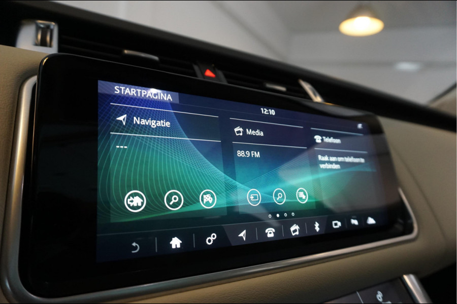Land Rover Range Rover Sport 2.0 P400e HSE Black Optic | Ivoorwit Leder | Panoramadak | Meridian sound | Luchtvering | Apple Carplay | Virtual Cockpit 3x LED schermen |