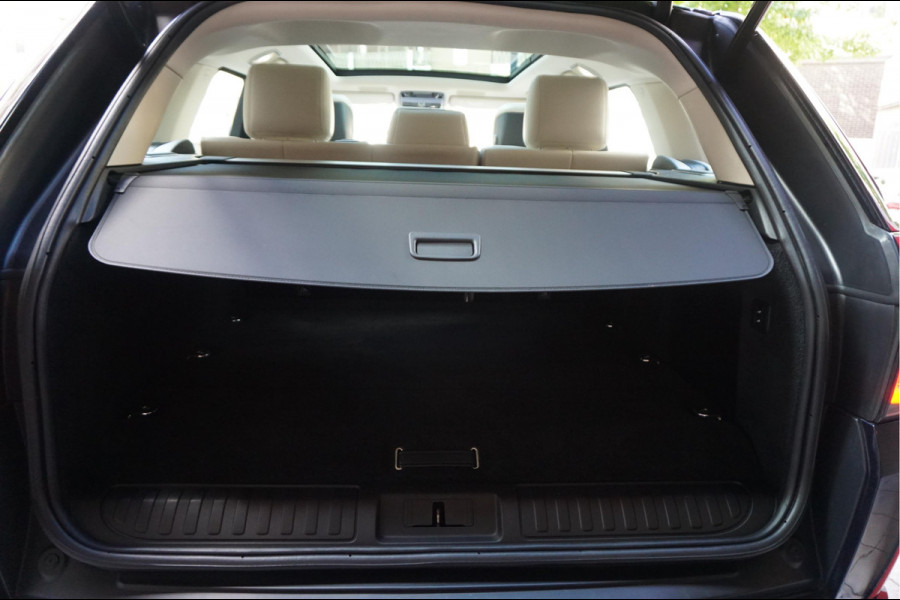 Land Rover Range Rover Sport 2.0 P400e HSE Black Optic | Ivoorwit Leder | Panoramadak | Meridian sound | Luchtvering | Apple Carplay | Virtual Cockpit 3x LED schermen |