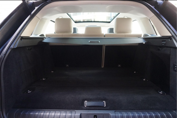 Land Rover Range Rover Sport 2.0 P400e HSE Black Optic | Ivoorwit Leder | Panoramadak | Meridian sound | Luchtvering | Apple Carplay | Virtual Cockpit 3x LED schermen |
