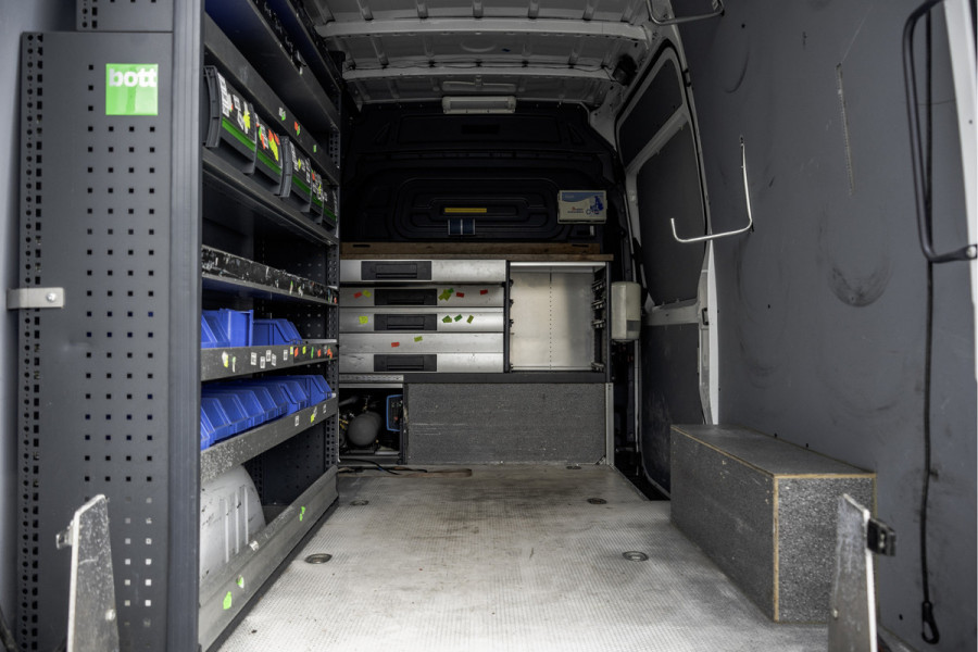 Mercedes-Benz Sprinter 311 CDI | L2H2 | Camera | CarPlay | Climate | Inrichting | Omvormer | Oprijplaat | Euro 6