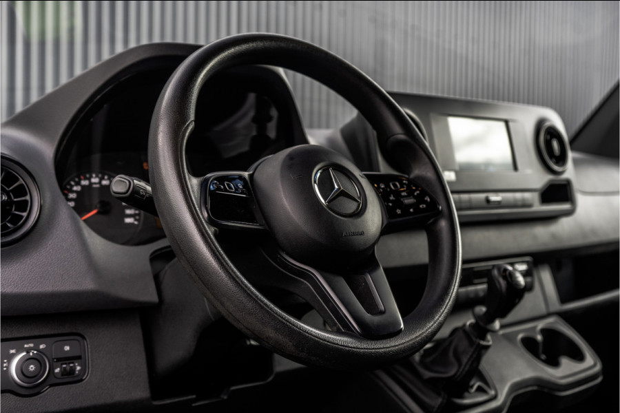 Mercedes-Benz Sprinter 311 CDI | L2H2 | Camera | CarPlay | Climate | Inrichting | Omvormer | Oprijplaat | Euro 6