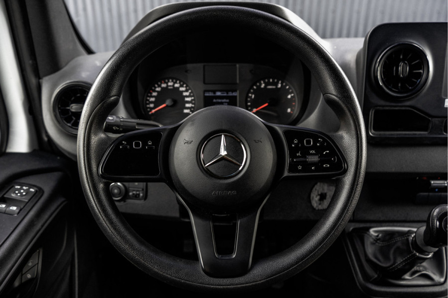 Mercedes-Benz Sprinter 311 CDI | L2H2 | Camera | CarPlay | Climate | Inrichting | Omvormer | Oprijplaat | Euro 6