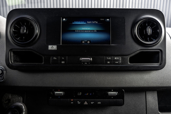 Mercedes-Benz Sprinter 311 CDI | L2H2 | Camera | CarPlay | Climate | Inrichting | Omvormer | Oprijplaat | Euro 6