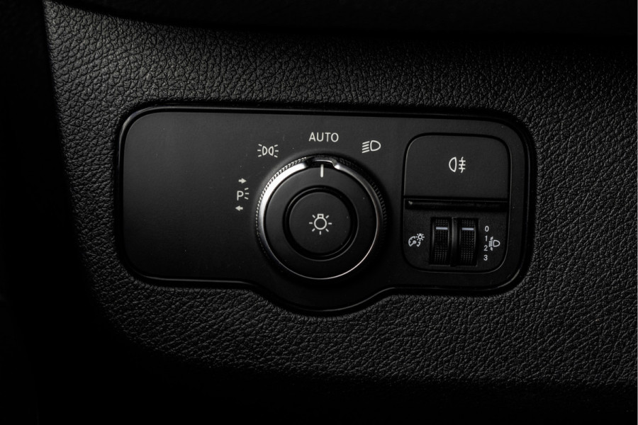 Mercedes-Benz Sprinter 311 CDI | L2H2 | Camera | CarPlay | Climate | Inrichting | Omvormer | Oprijplaat | Euro 6