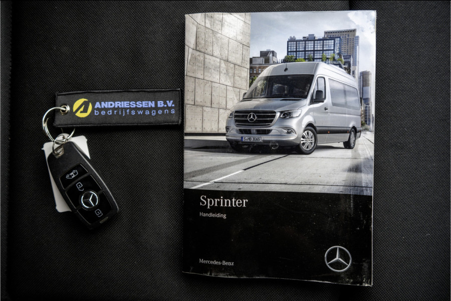 Mercedes-Benz Sprinter 311 CDI | L2H2 | Camera | CarPlay | Climate | Inrichting | Omvormer | Oprijplaat | Euro 6