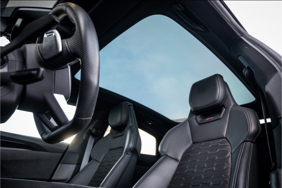 Audi e-tron GT RS 93 kWh - Panorama | B&O | Carbon | Massage | Stoelkoeling | Luchtvering