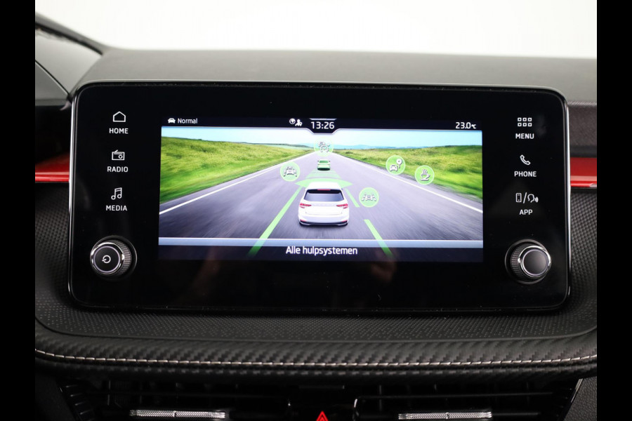 Škoda Fabia 1.0 TSI Monte Carlo 115 pk Automaat (DSG) | Verlengde garantie | Navigatie via App | Parkeersensoren | Achteruitrijcamera | Adaptieve cruise control | LED koplampen |