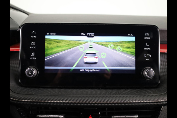Škoda Fabia 1.0 TSI Monte Carlo 115 pk Automaat (DSG) | Verlengde garantie | Navigatie via App | Parkeersensoren | Achteruitrijcamera | Adaptieve cruise control | LED koplampen |