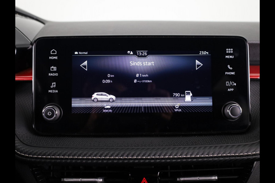 Škoda Fabia 1.0 TSI Monte Carlo 115 pk Automaat (DSG) | Verlengde garantie | Navigatie via App | Parkeersensoren | Achteruitrijcamera | Adaptieve cruise control | LED koplampen |