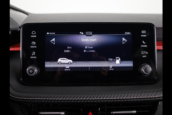 Škoda Fabia 1.0 TSI Monte Carlo 115 pk Automaat (DSG) | Verlengde garantie | Navigatie via App | Parkeersensoren | Achteruitrijcamera | Adaptieve cruise control | LED koplampen |