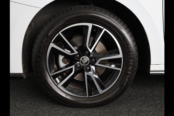Škoda Fabia 1.0 TSI Monte Carlo 115 pk Automaat (DSG) | Verlengde garantie | Navigatie via App | Parkeersensoren | Achteruitrijcamera | Adaptieve cruise control | LED koplampen |