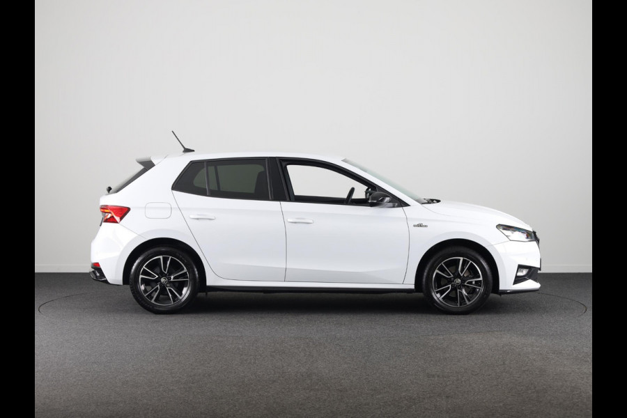 Škoda Fabia 1.0 TSI Monte Carlo 115 pk Automaat (DSG) | Verlengde garantie | Navigatie via App | Parkeersensoren | Achteruitrijcamera | Adaptieve cruise control | LED koplampen |