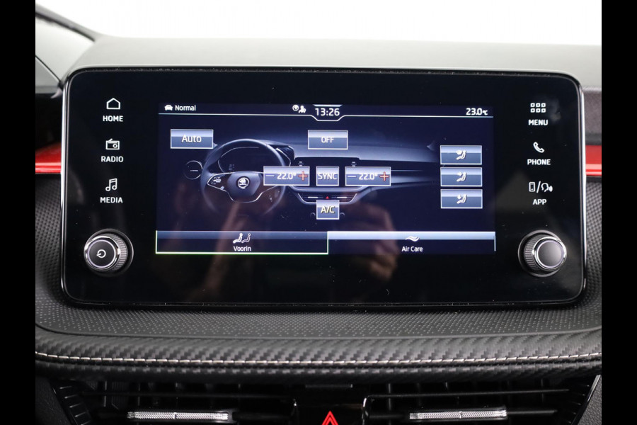 Škoda Fabia 1.0 TSI Monte Carlo 115 pk Automaat (DSG) | Verlengde garantie | Navigatie via App | Parkeersensoren | Achteruitrijcamera | Adaptieve cruise control | LED koplampen |