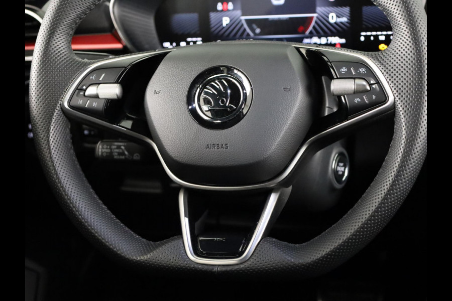 Škoda Fabia 1.0 TSI Monte Carlo 115 pk Automaat (DSG) | Verlengde garantie | Navigatie via App | Parkeersensoren | Achteruitrijcamera | Adaptieve cruise control | LED koplampen |