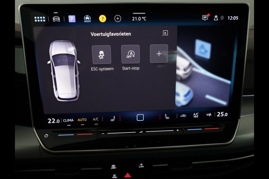 Volkswagen Golf 1.5 eTSI Life Edition GOAL 115PK DSG | Panorama dak | Verlengde garantie | Parkeercamera | Stoel- en stuurverwarming |