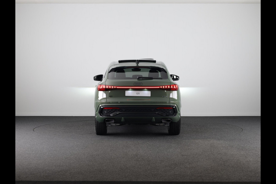 Audi Q5 Sportback 2.0 TFSI e-hybrid quattro S edition | Tech plus | Glazen panoramadak | Zwart pakket | Elektrische stoelen |