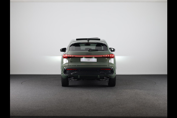 Audi Q5 Sportback 2.0 TFSI e-hybrid quattro S edition | Tech plus | Glazen panoramadak | Zwart pakket | Elektrische stoelen |