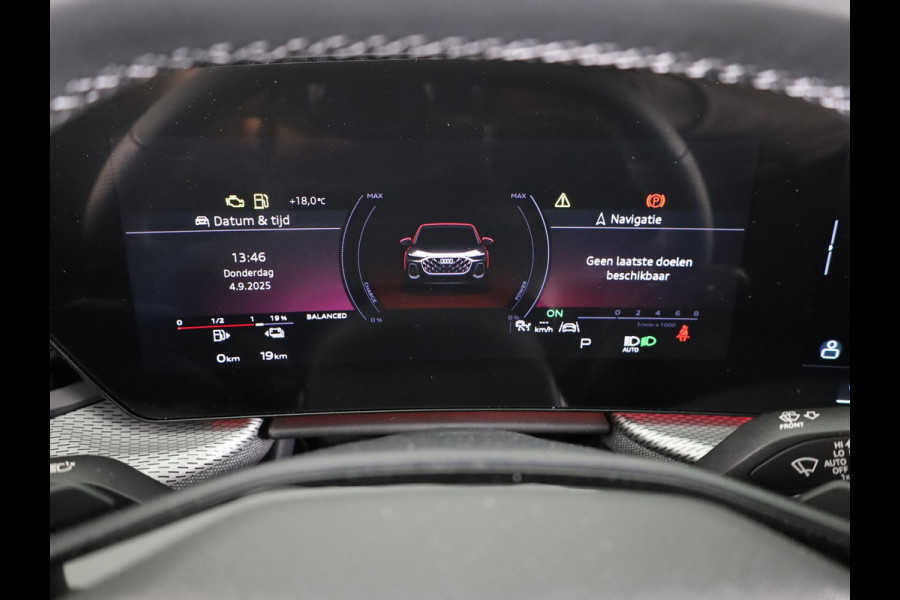 Audi Q5 Sportback 2.0 TFSI e-hybrid quattro S edition | Tech plus | Glazen panoramadak | Zwart pakket | Elektrische stoelen |