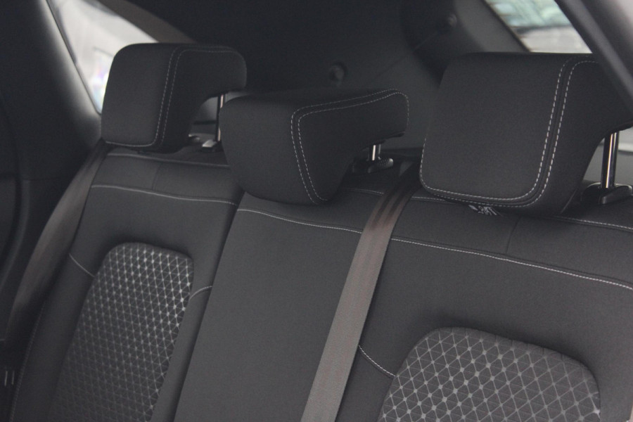 Ford Kuga 2.5 PHEV Titanium 243pk |  Driver Assistance Pack | Winterpack | Wegklapbare Trekhaak | 18 inch Licht metalen velgen
