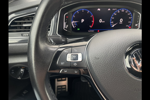 Volkswagen T-Roc 1.5 TSI Sport LED | Trekhaak | Carplay | Camera | Virtual Cockpit | PDC