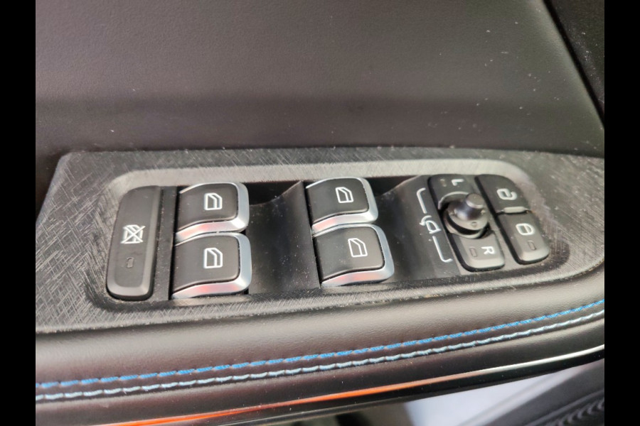 Lynk & Co 01 1.5 262pk Hybride PHEV Carplay 360° Panoramadak Inc.BTW