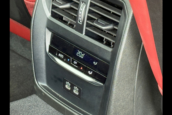 BMW 3-serie 320i M-Sport Laser|Adap Cruise|HuD|Leder|Fabrieksgarantie
